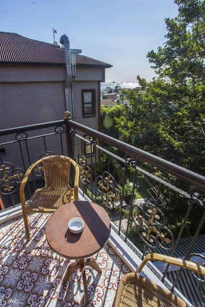 گاردن هاوس استانبول