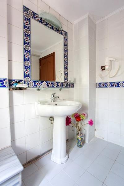 گاردن هاوس استانبول