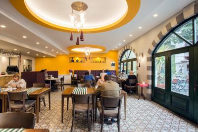 گاردن هاوس استانبول