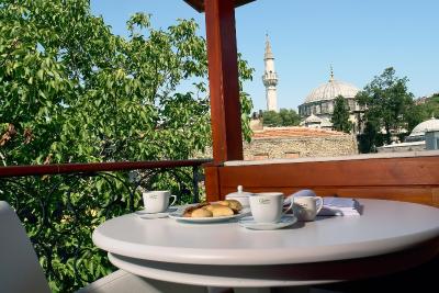 گاردن هاوس استانبول