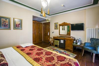 گاردن هاوس استانبول