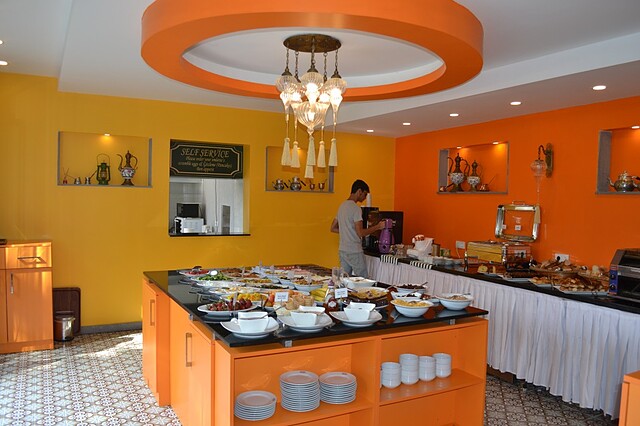 گاردن هاوس استانبول