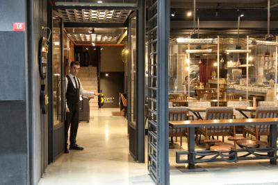 سوئیت نس تکسیم هتل