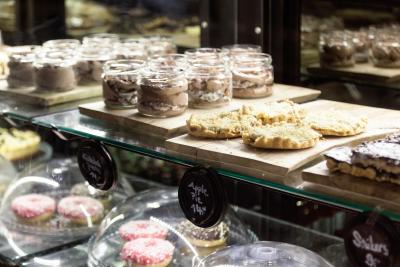 سوئیت نس تکسیم هتل