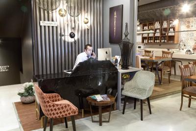 سوئیت نس تکسیم هتل