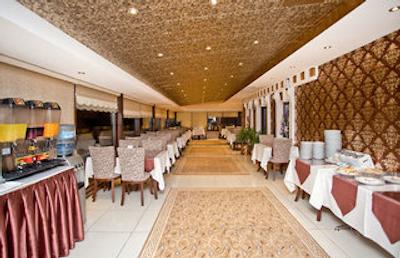 گرند رزا هتل