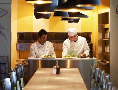 دمیرورن استقلال پالاس