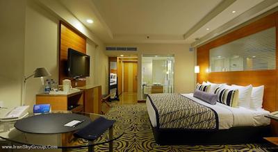 رادیسون بلو هتل احمدآباد