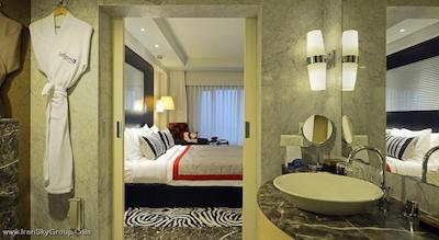 رادیسون بلو هتل احمدآباد