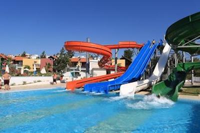 آکوا سل هالیدی ویلیج