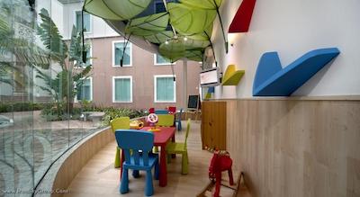 گو این منوس