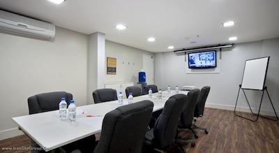 گو این منوس