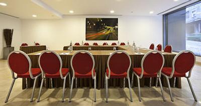 اچ ‌اف فنیکس آربن