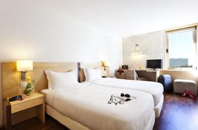 اچ ‌اف فنیکس آربن