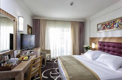 الوا دونا اکلوسیو هتل اند اسپا