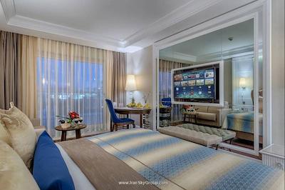 الوا دونا اکلوسیو هتل اند اسپا