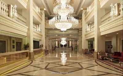 الوا دونا اکلوسیو هتل اند اسپا