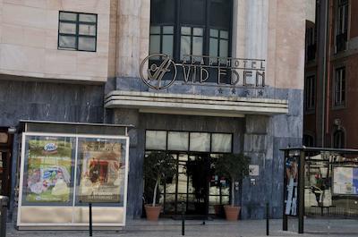 وی ‌آی ‌پی اکزکیوتیو ادن اپارت هتل