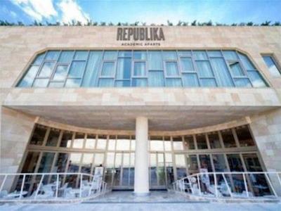 ریپابلیکا آکادمیک آپارت بویوک چکمجه