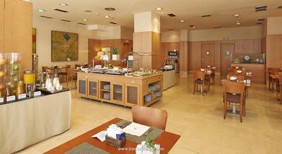 نه پورت بارسلونا