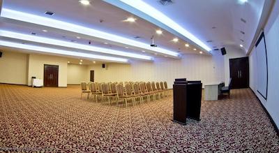 امبسدر باکو