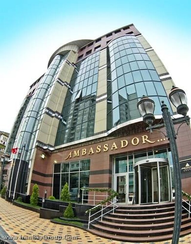 امبسدر باکو