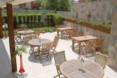 الیت هتل دراگوس