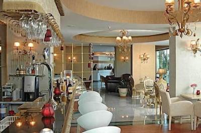 الیت هتل دراگوس