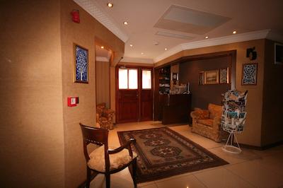 مانگانا کناک هتل