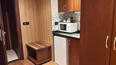 مانگانا کناک هتل