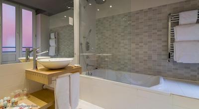 پتیت پالاس امبسی سرانو