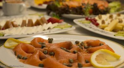 پتیت پالاس امبسی سرانو