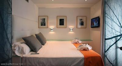 پتیت پالاس امبسی سرانو