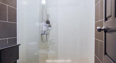 کوئین هتل اند سپا