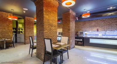 پتیت پالاس پسادا دل پین