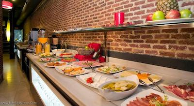 پتیت پالاس پسادا دل پین