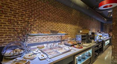 پتیت پالاس پسادا دل پین