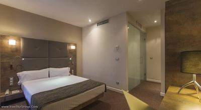 پتیت پالاس پسادا دل پین