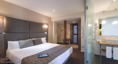 پتیت پالاس پسادا دل پین