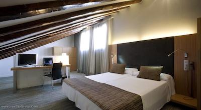 پتیت پالاس پلازا دل کارمن