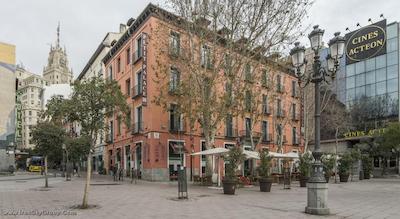 پتیت پالاس پلازا دل کارمن