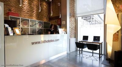 پتیت پالاس پلازا دل کارمن