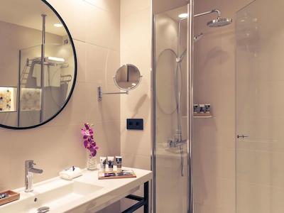 مرکور مادرید پلازا د اسپانا