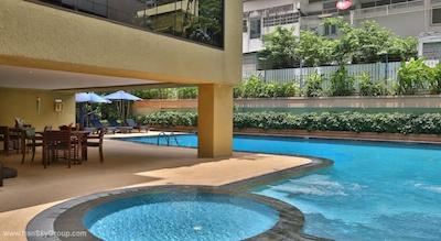 سیری ساتورن اکزکیوتیو سرویسد رزیدنس