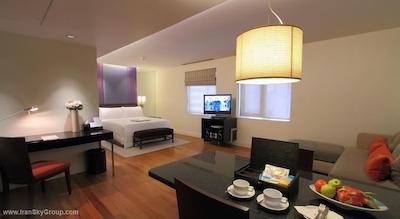 سیری ساتورن اکزکیوتیو سرویسد رزیدنس