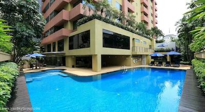 سیری ساتورن اکزکیوتیو سرویسد رزیدنس