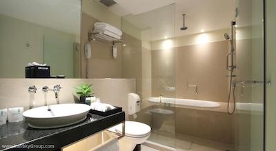 سیری ساتورن اکزکیوتیو سرویسد رزیدنس