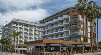 ریویرا هتل اند اسپا