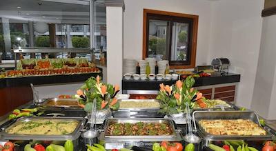 ریویرا هتل اند اسپا