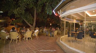 ریویرا هتل اند اسپا